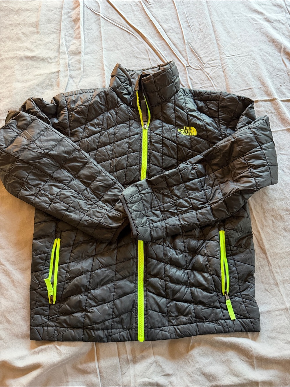 The North Face Kids' Black Lightweight Puffer Jacket with Neon Yellow Trim
